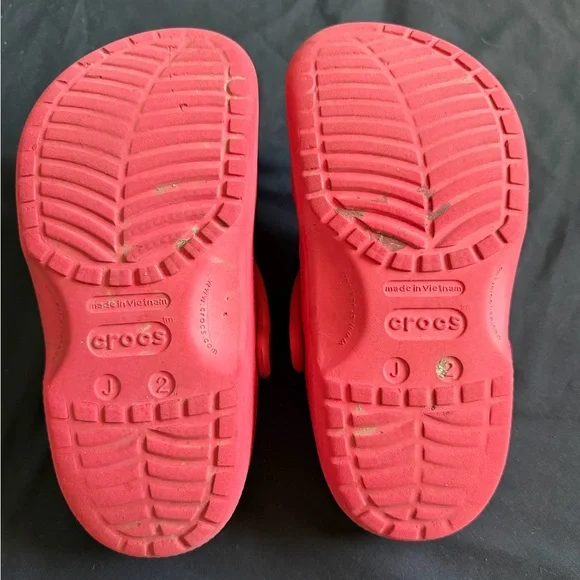 Kids Red Crocs - Picture 4 of 5